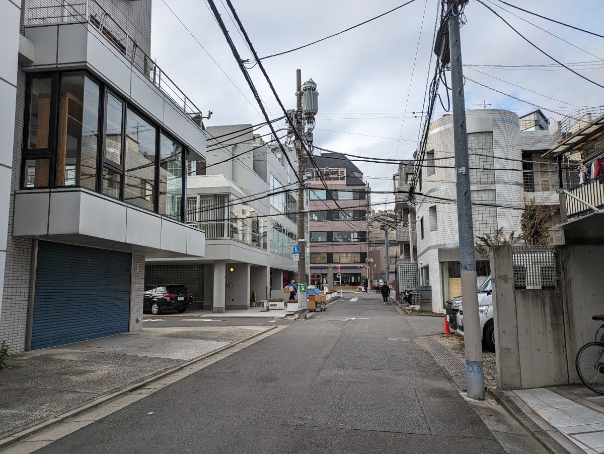 v20250611150815/fresh/building/J00100378594_15