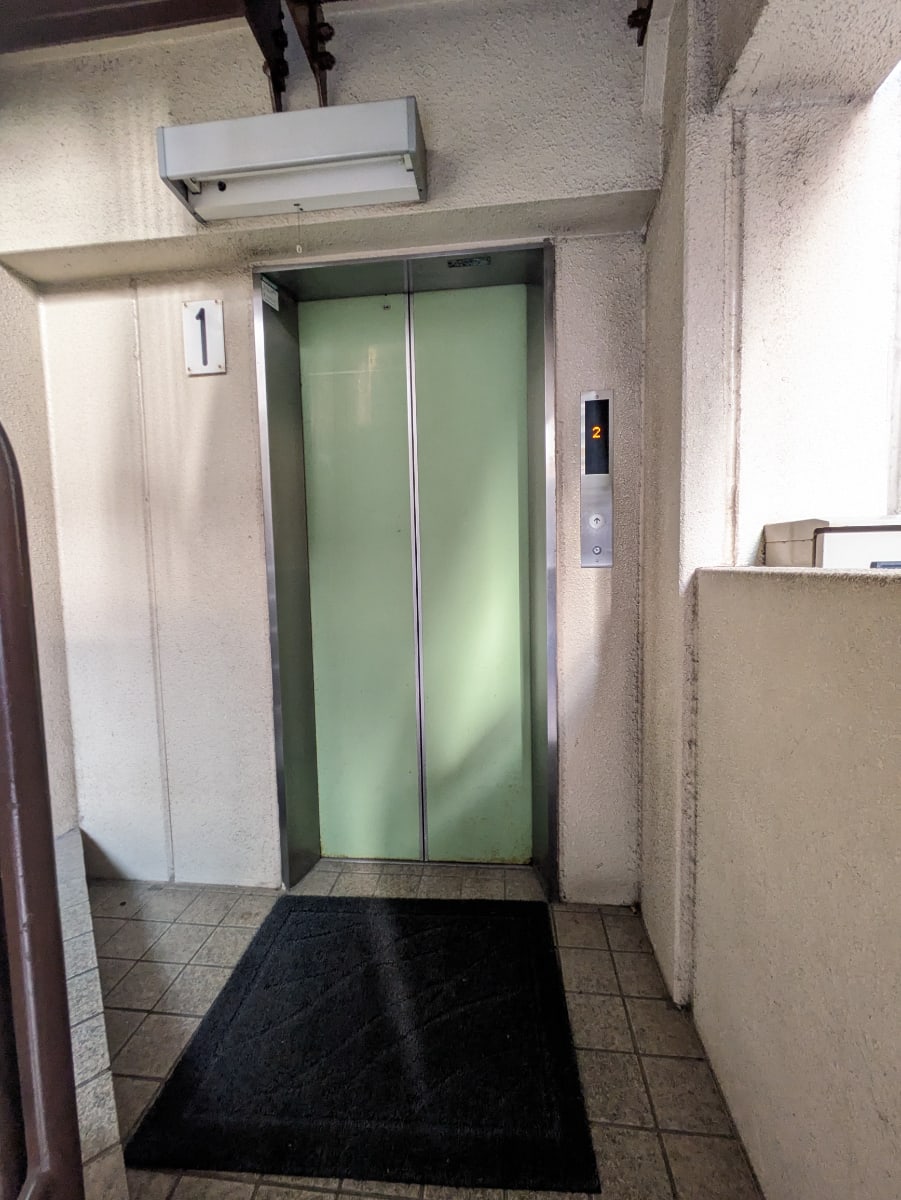 v20250611150815/fresh/building/J00100379597_4