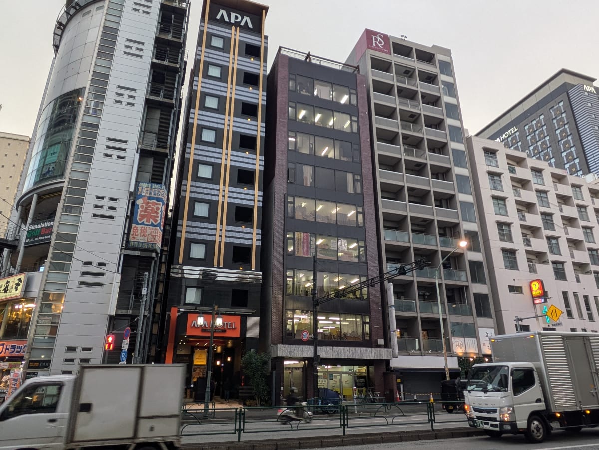 v20250611150815/fresh/building/J00100379608_11