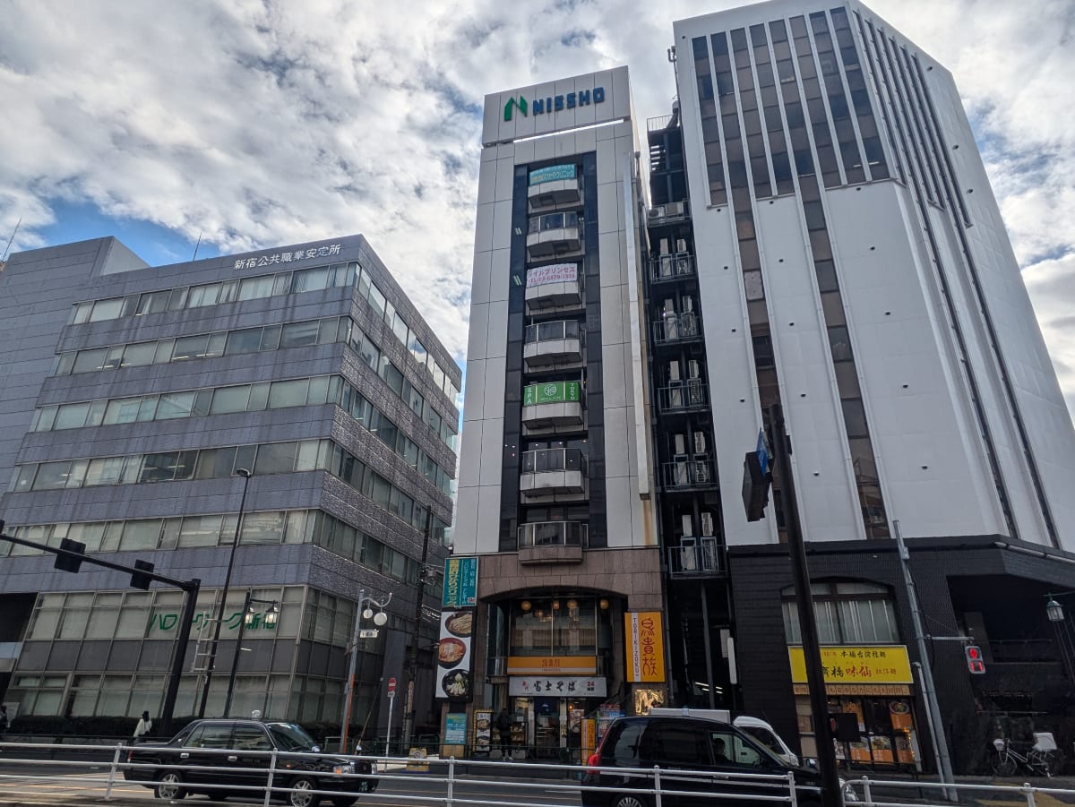 v20250611150815/fresh/building/J00100380524_14