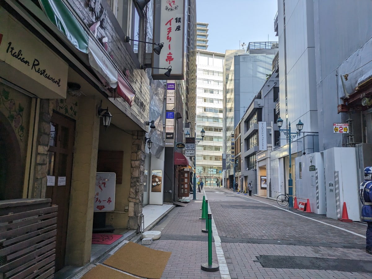 v20250611150815/fresh/building/J00100385324_5