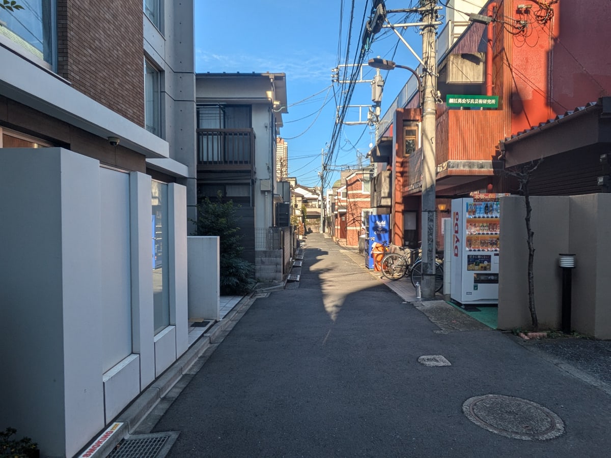 v20250611150815/fresh/building/J00100387969_2