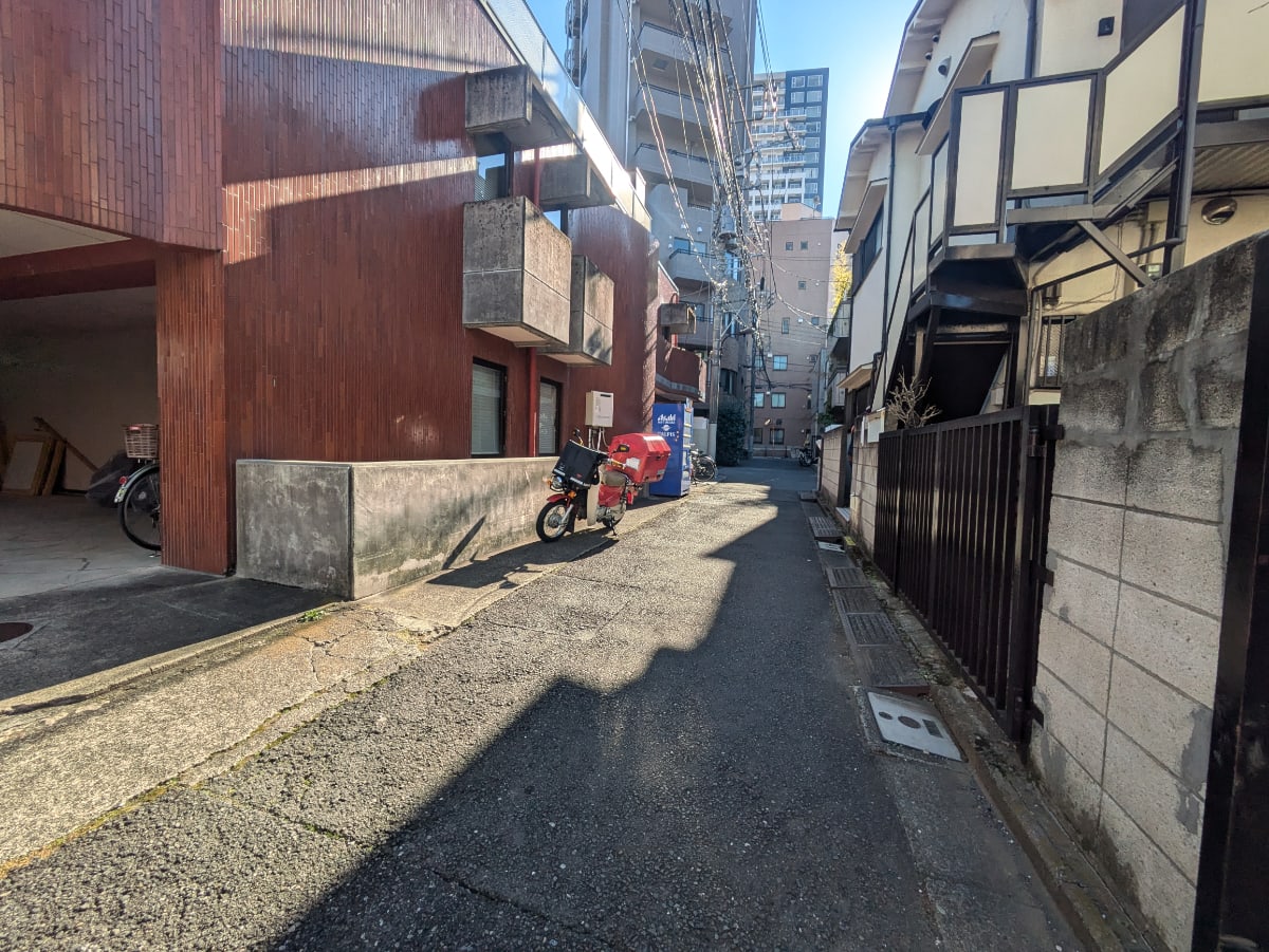 v20250611150815/fresh/building/J00100387969_8