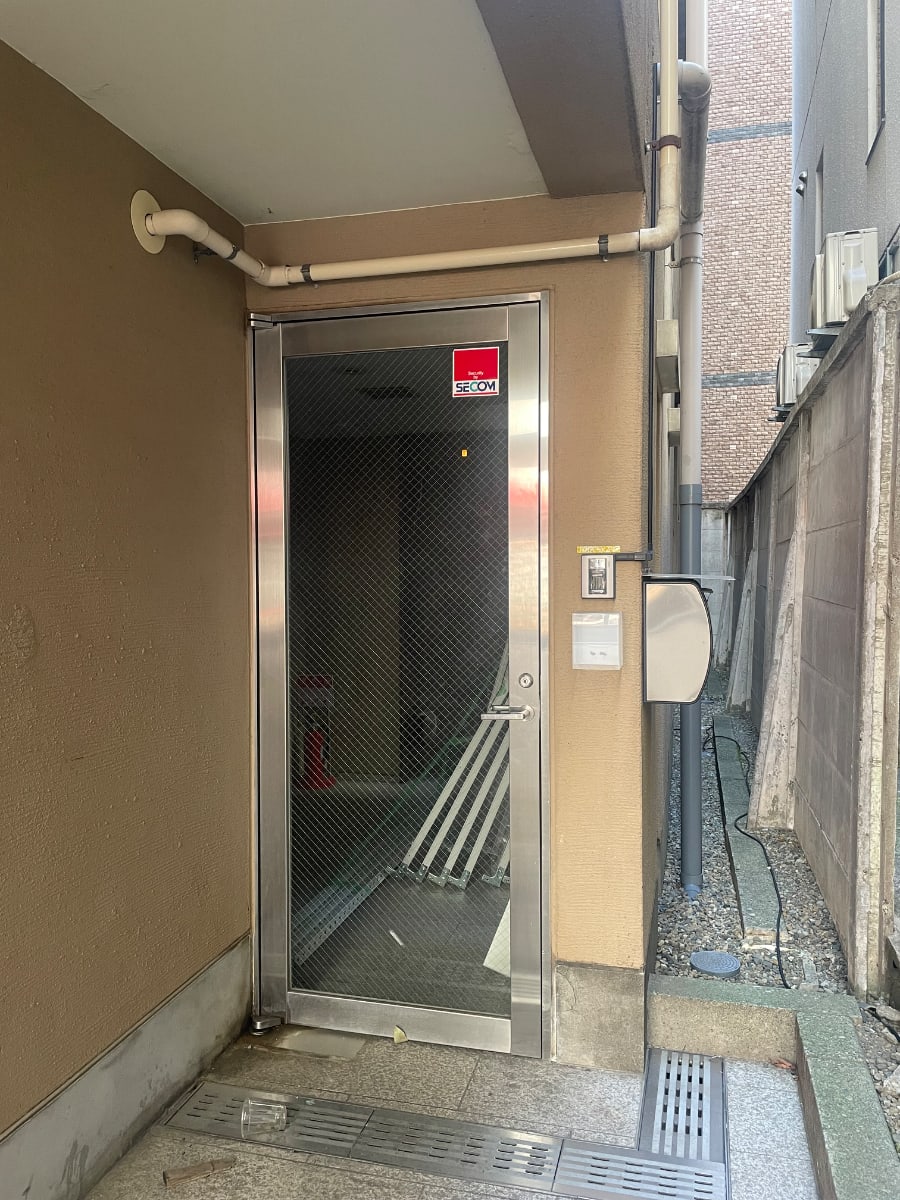 v20250611150815/fresh/building/J00100390985_7