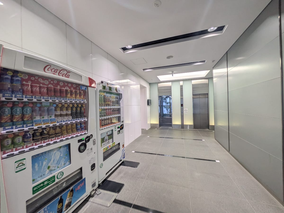 v20250611150815/fresh/building/J00100392694_10