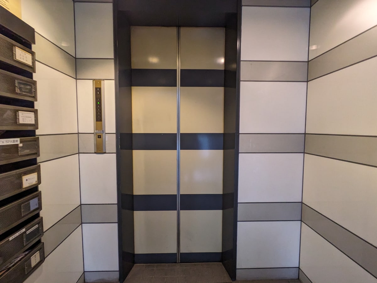 v20250611150815/fresh/building/J00100394353_4