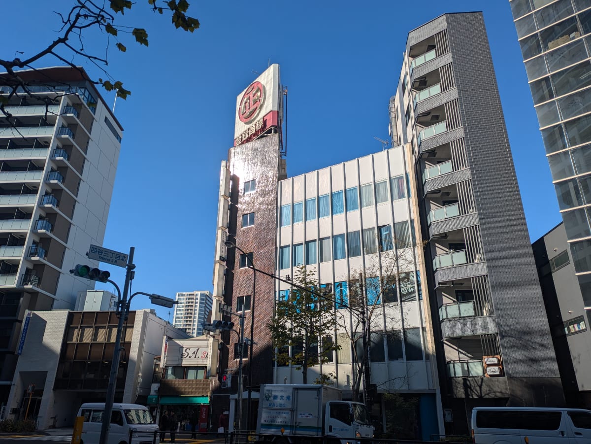 v20250611150815/fresh/building/J00100402324_8