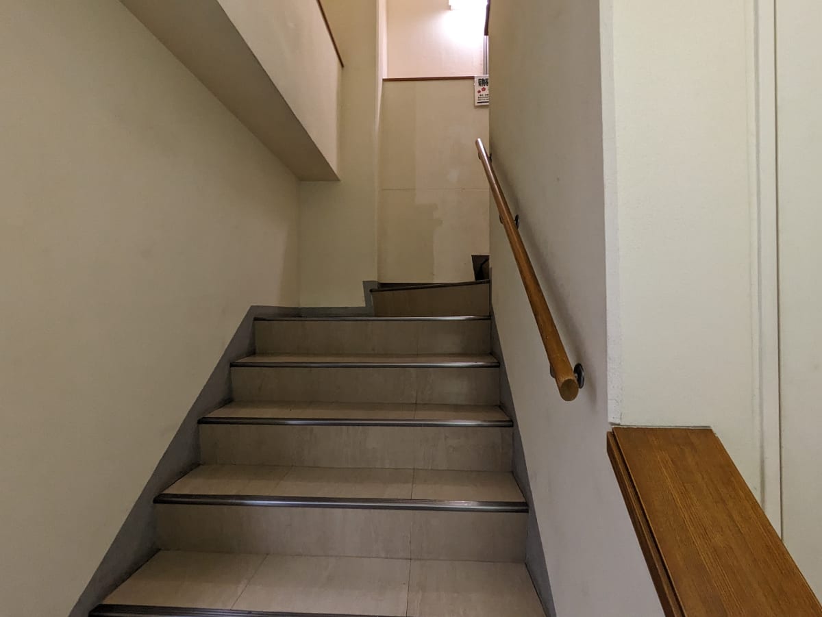 v20250611150815/fresh/building/J00100403083_4