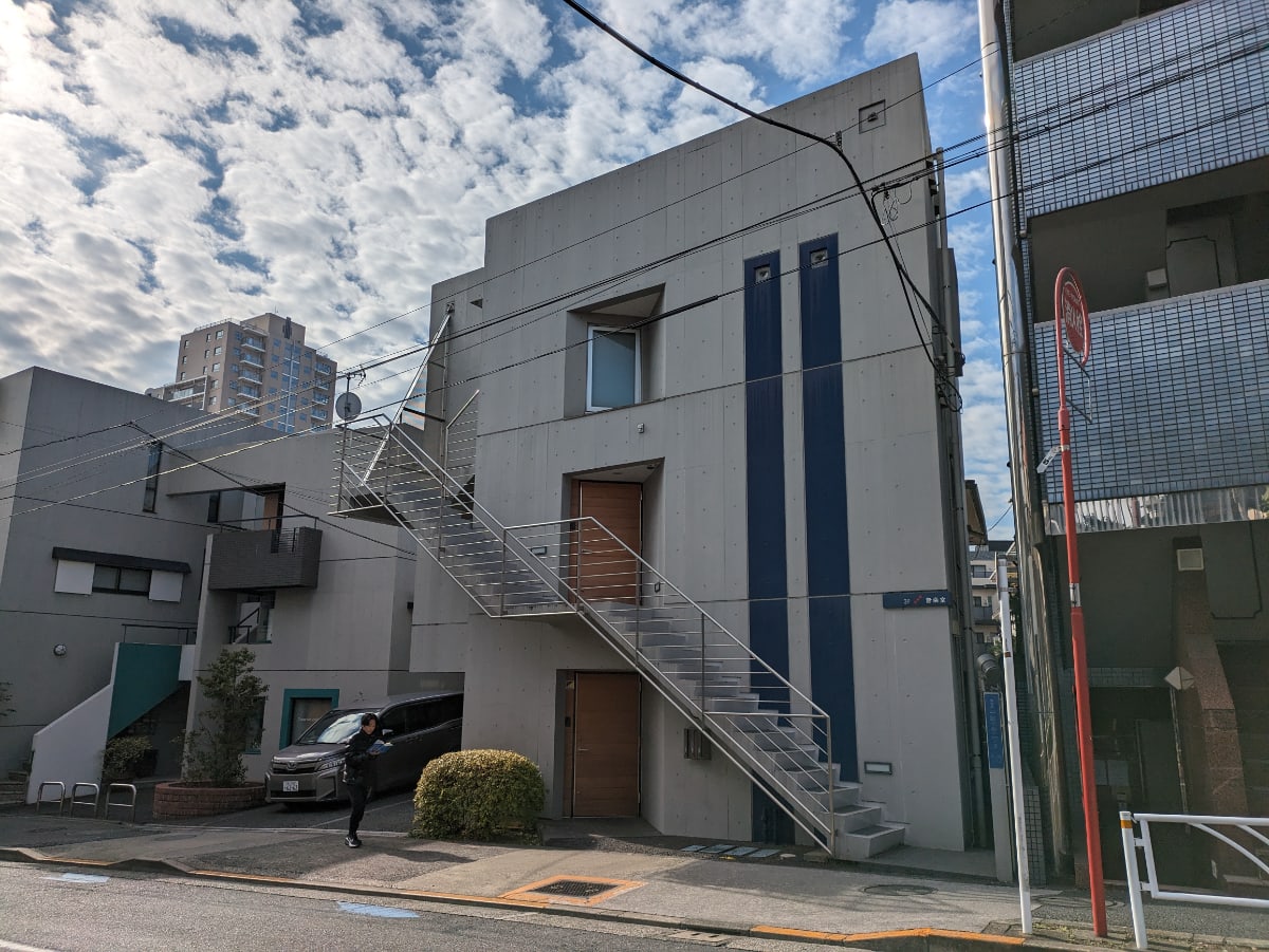 v20250611150815/fresh/building/J00100405530_15