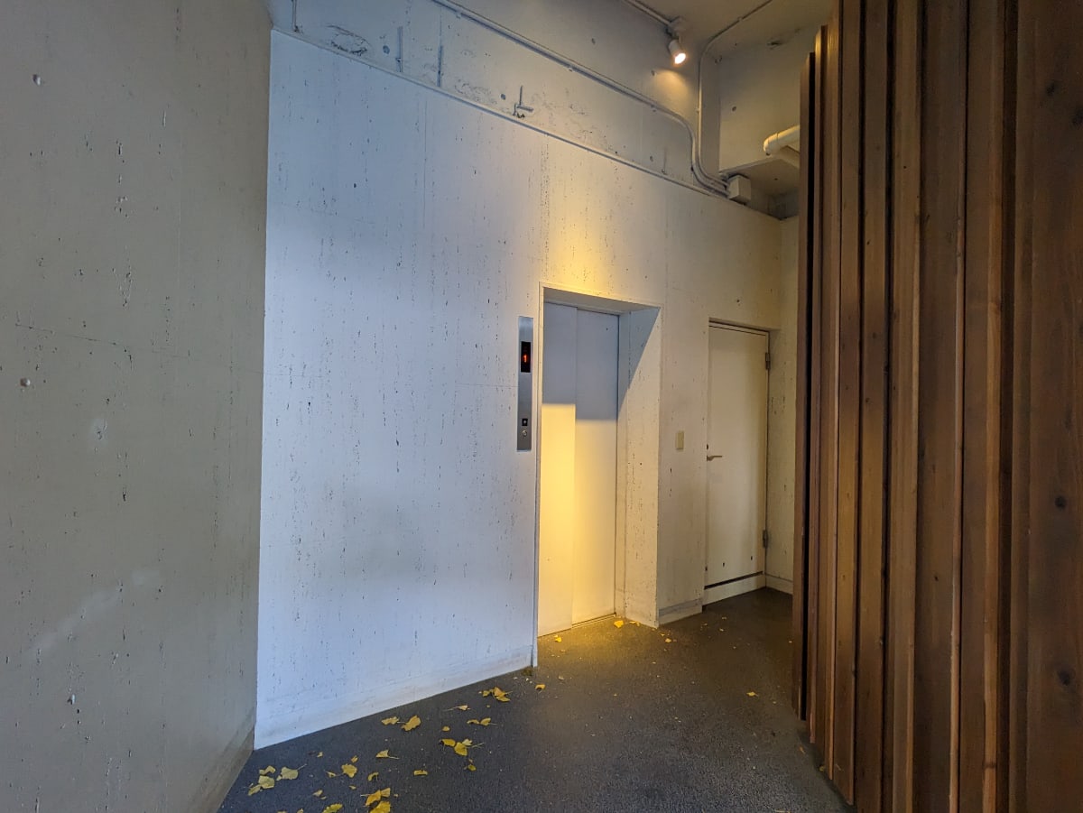 v20250611150815/fresh/building/J00100405744_5