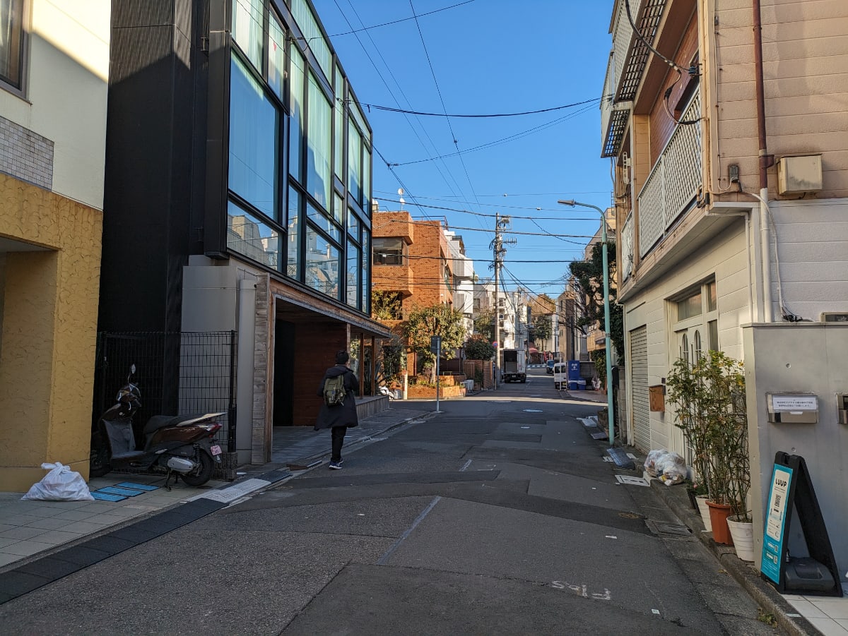 v20250611150815/fresh/building/J00100406074_7