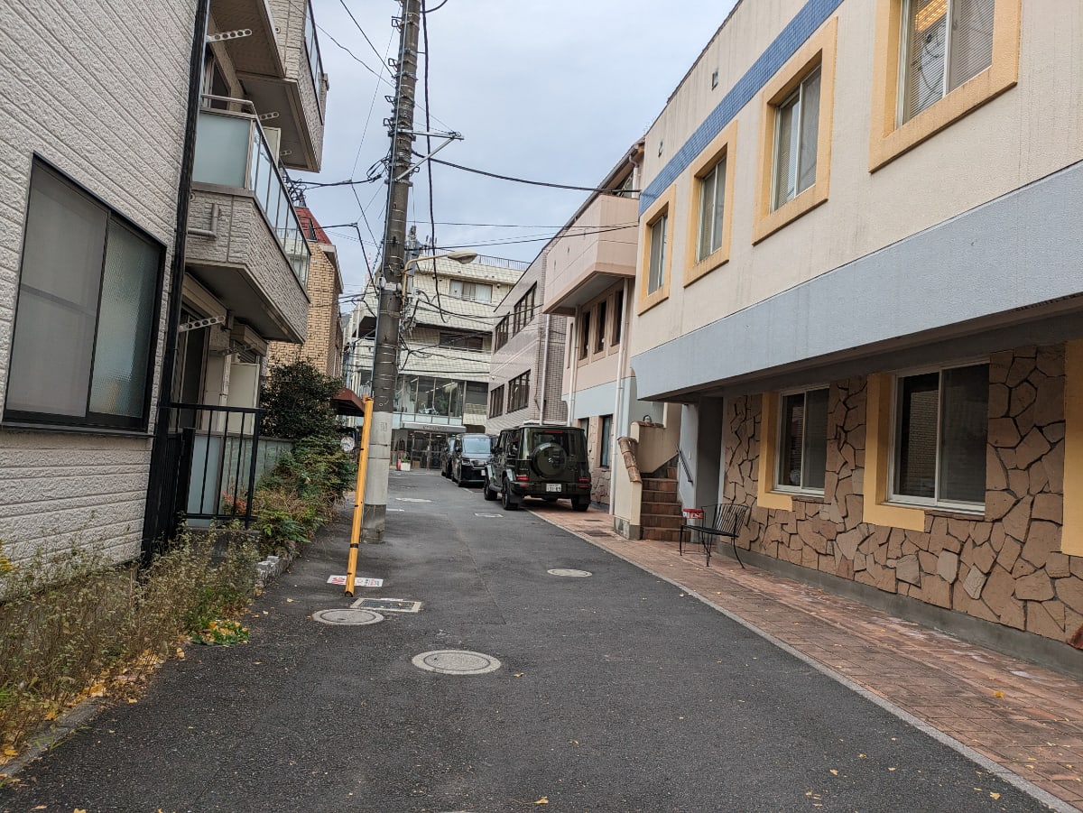 v20250611150815/fresh/building/J00100413747_2