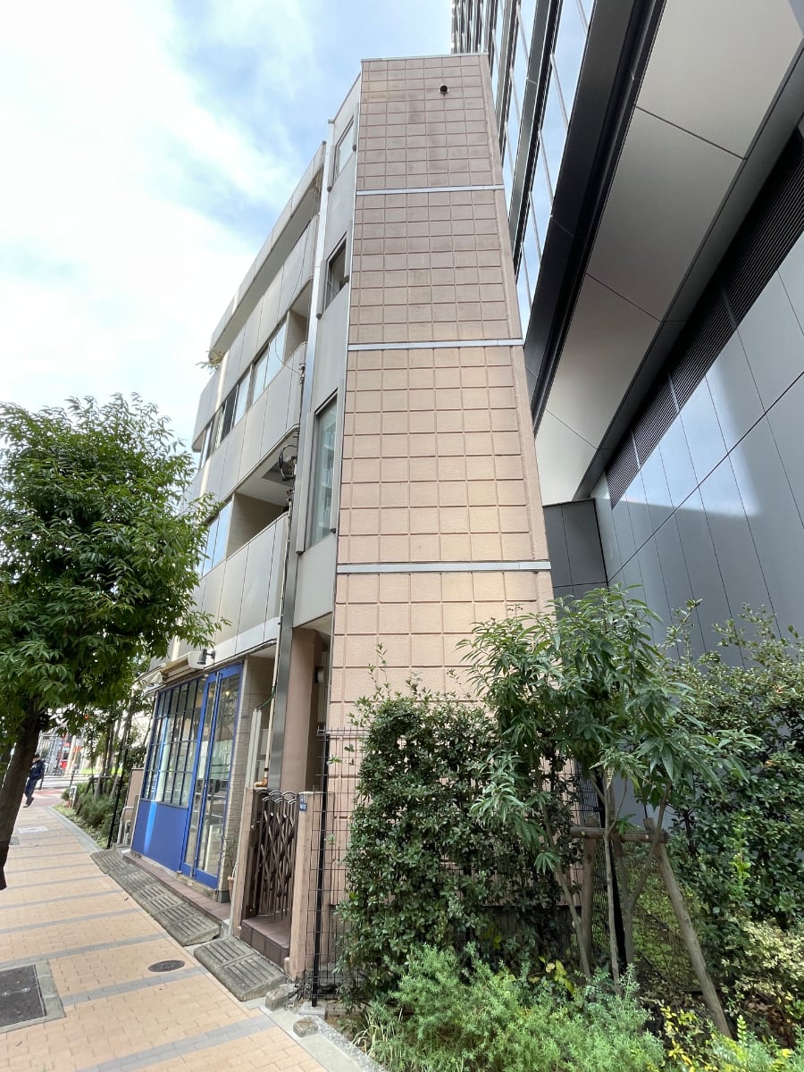 v20250611150815/fresh/building/J00100421712_9
