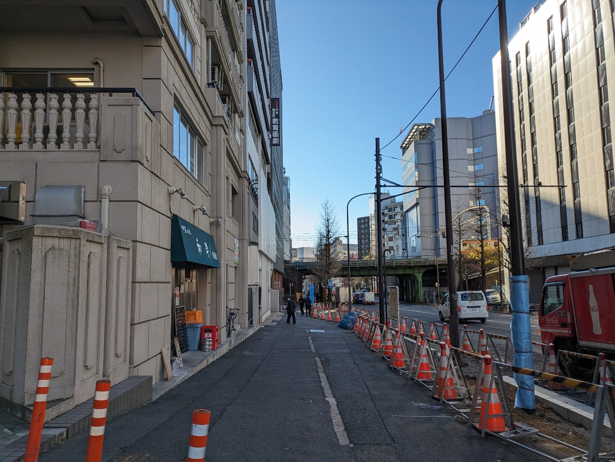 v20250611150815/fresh/building/J00100438975_2