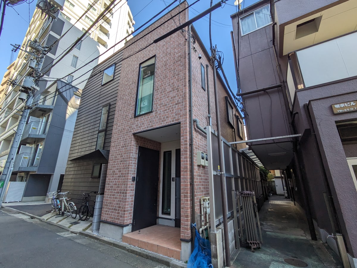 v20250611150815/fresh/building/J00100470056_1