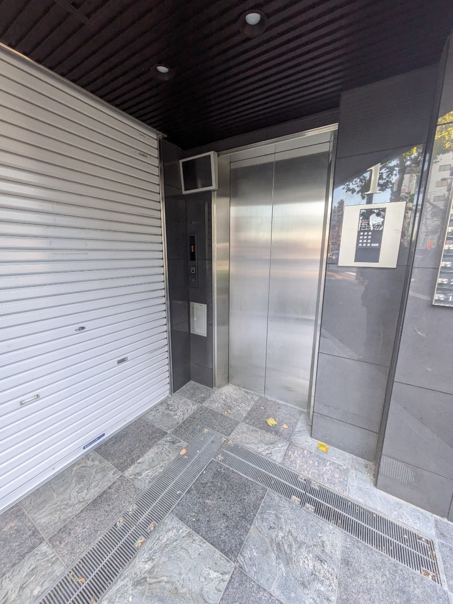 v20250611150815/fresh/building/J00100474526_4