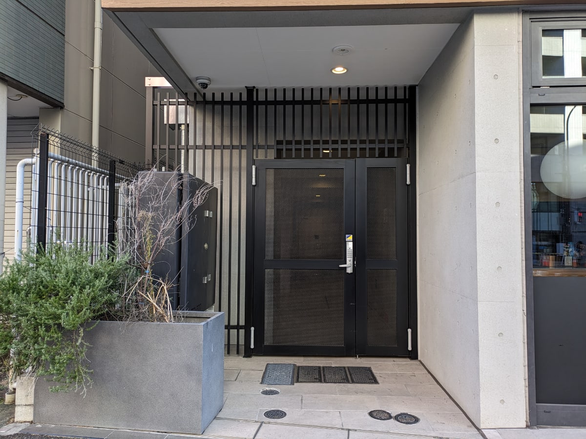 v20250611150815/fresh/building/J00100476106_14