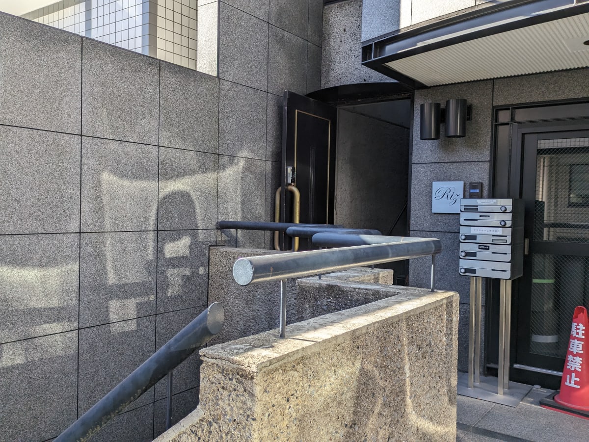 v20250611150815/fresh/building/J00100493732_9