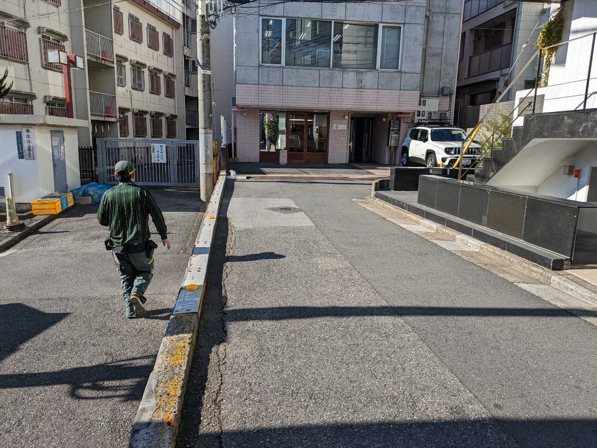 v20250611150815/fresh/building/J00100497352_13