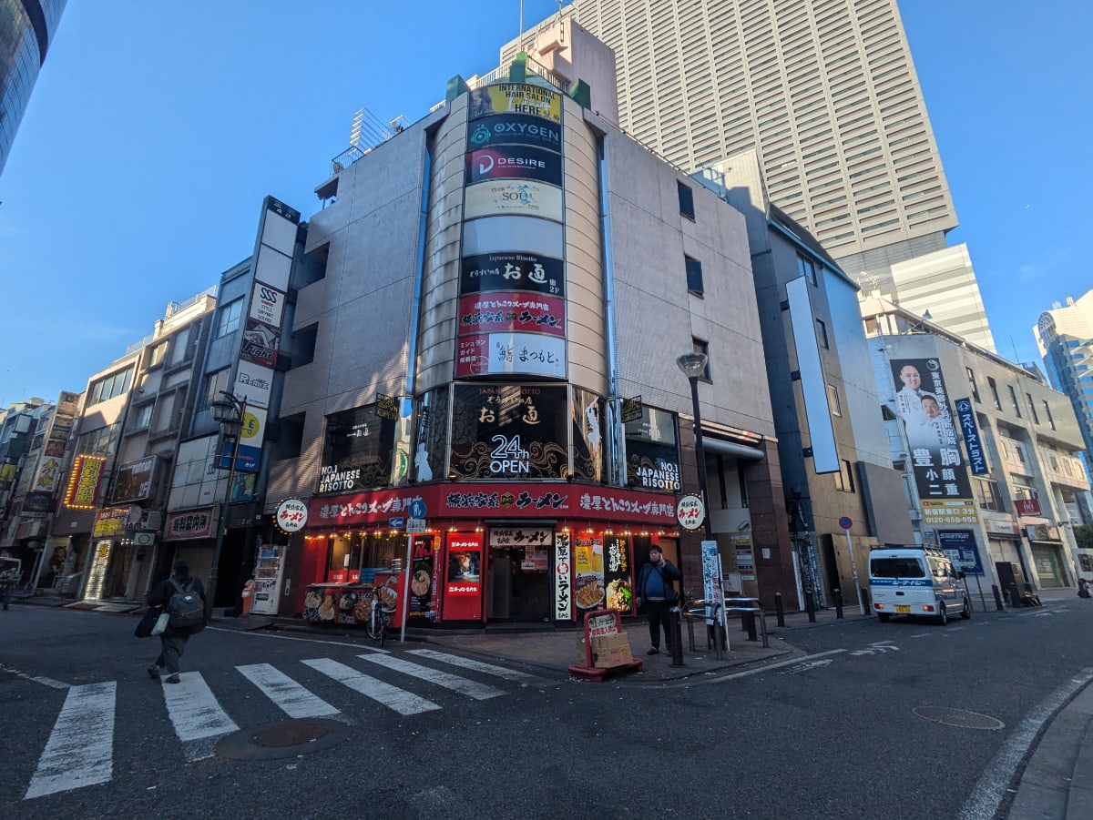 v20250612150701/fresh/building/J00100378204_1