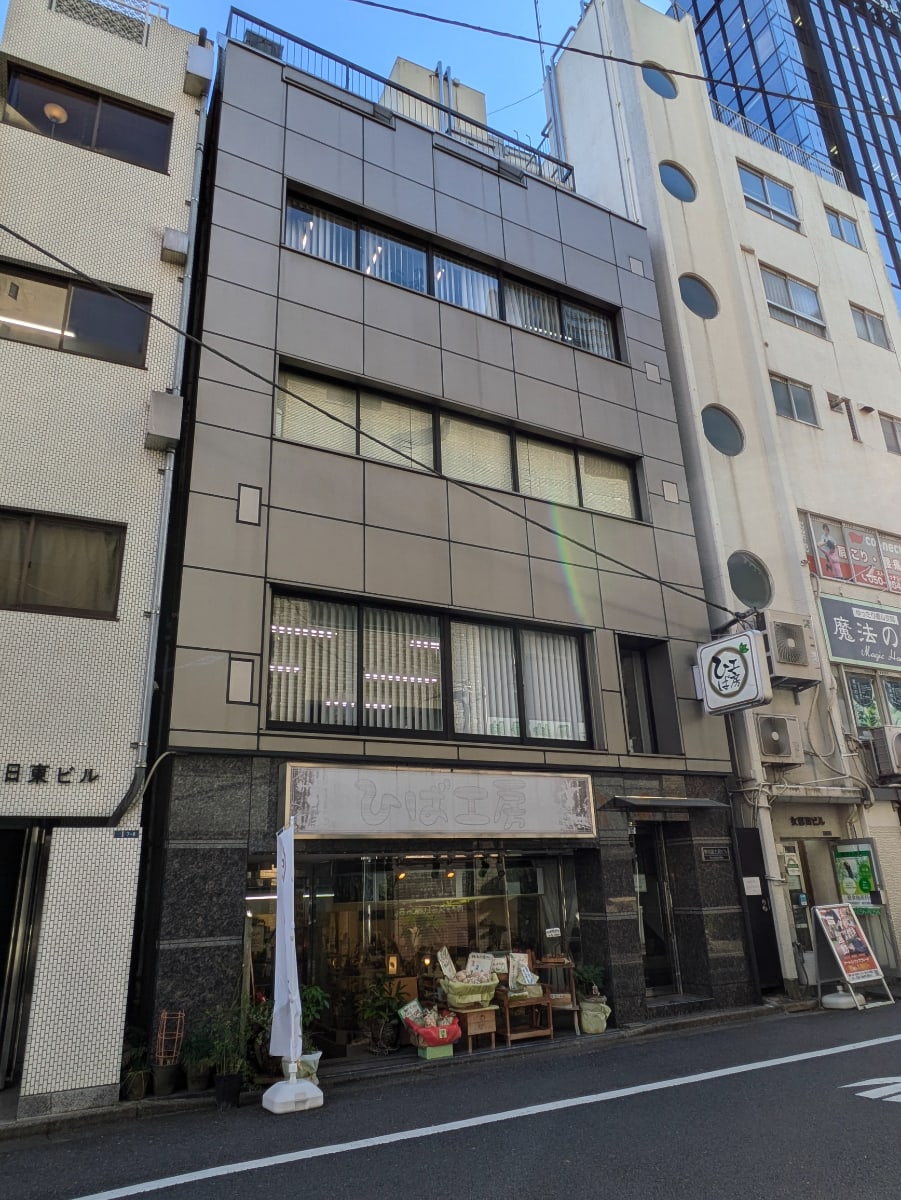 v20250612150701/fresh/building/J00100382323_5