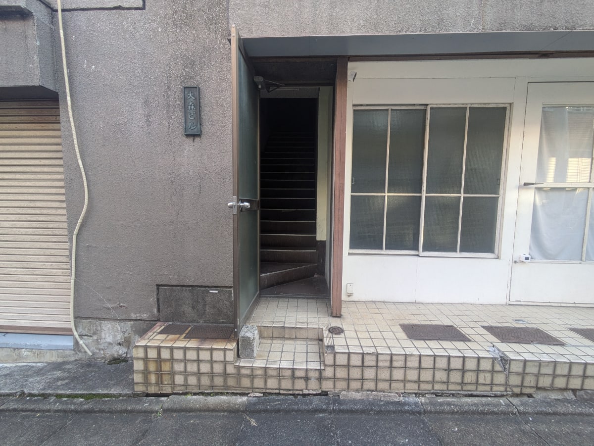 v20250612150701/fresh/building/J00100386408_3