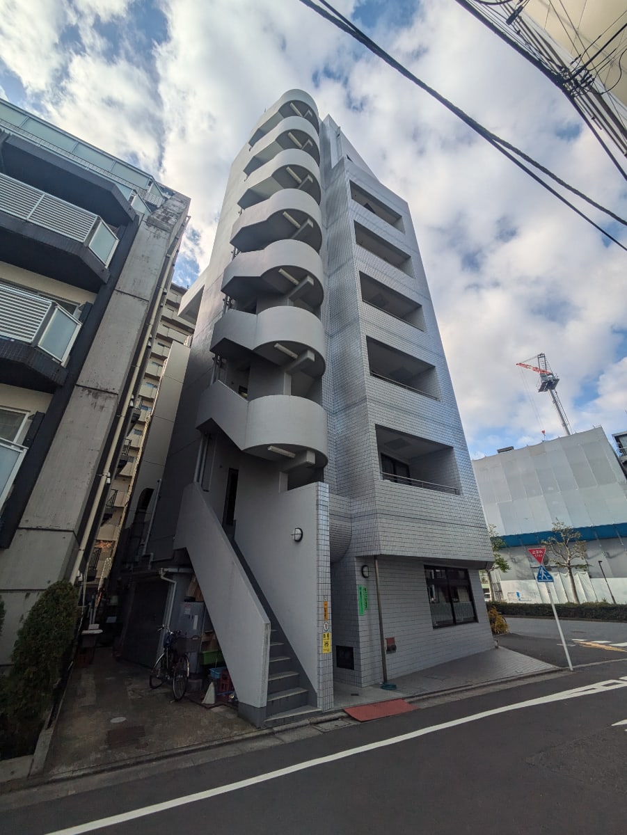 v20250612150701/fresh/building/J00100386410_8
