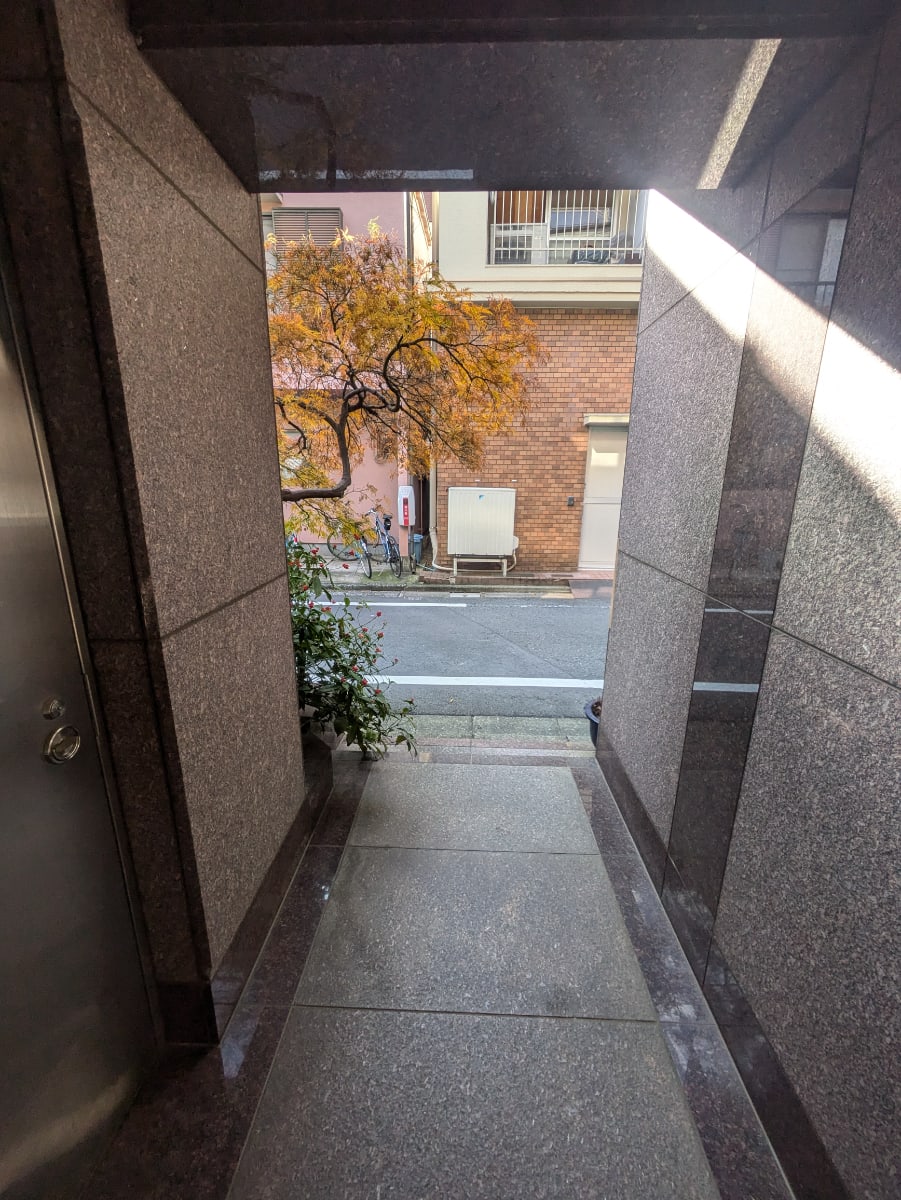 v20250612150701/fresh/building/J00100386426_12