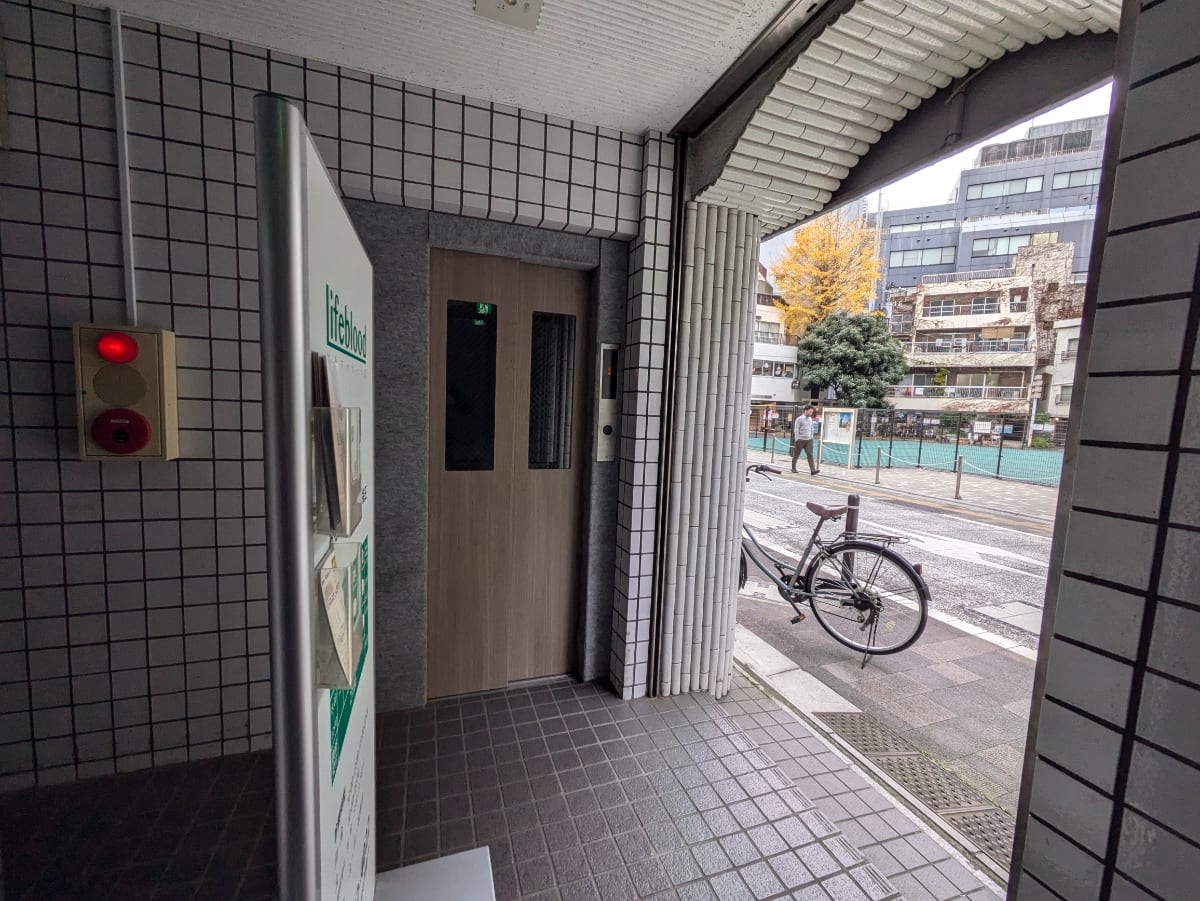 v20250612150701/fresh/building/J00100417571_4