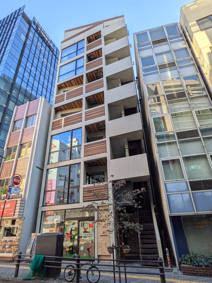 v20250612150701/fresh/building/J00100464847_1