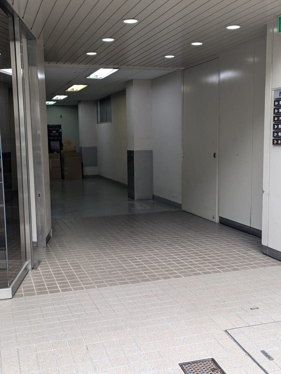 v20250614150551/fresh/building/J00100388057_8