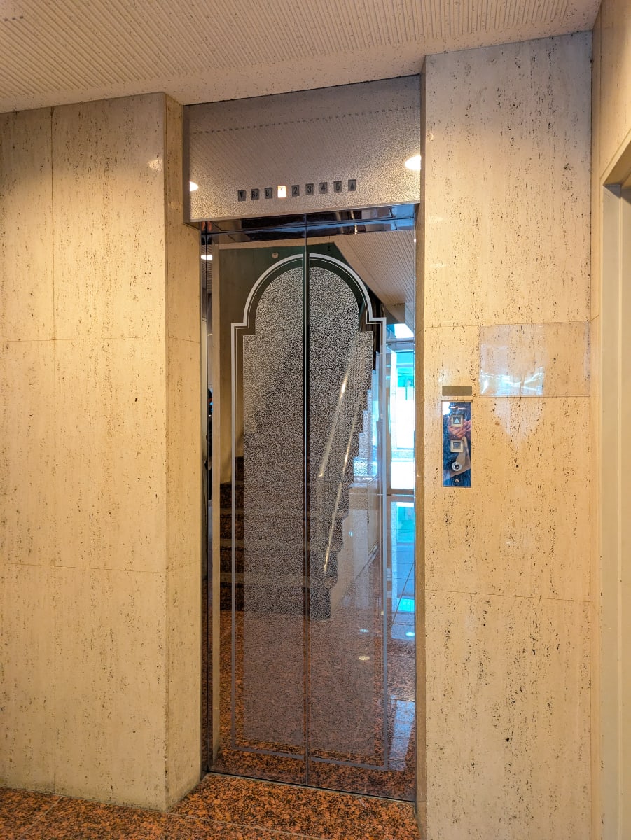 v20250615150553/fresh/building/J00100379565_4