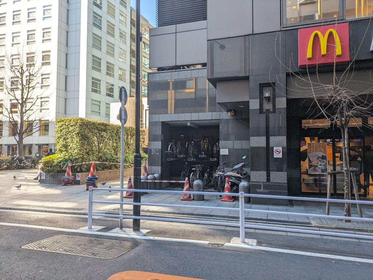 v20250615150554/fresh/building/J00100385241_13