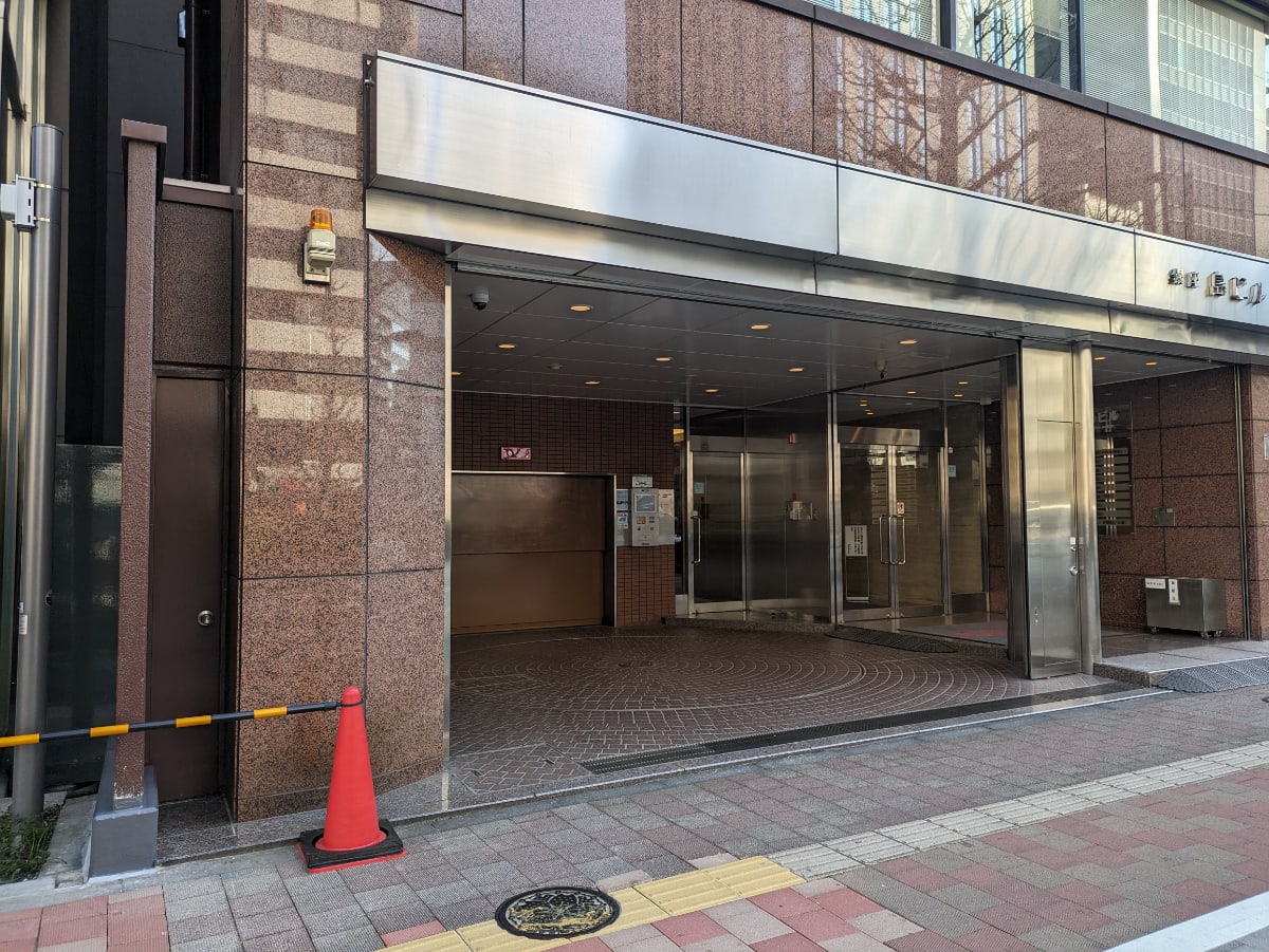 v20250615150554/fresh/building/J00100385290_9