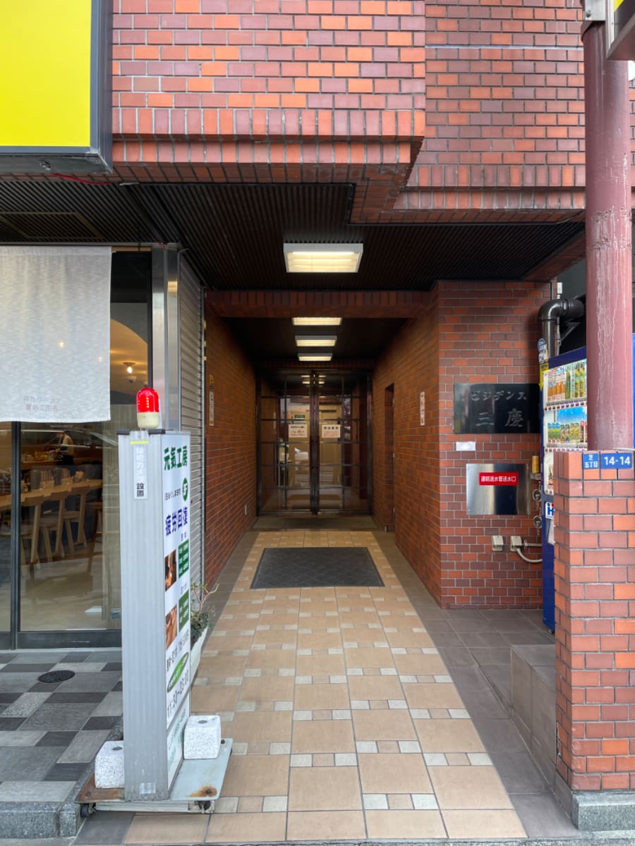 v20250617150704/fresh/building/J00100377344_12
