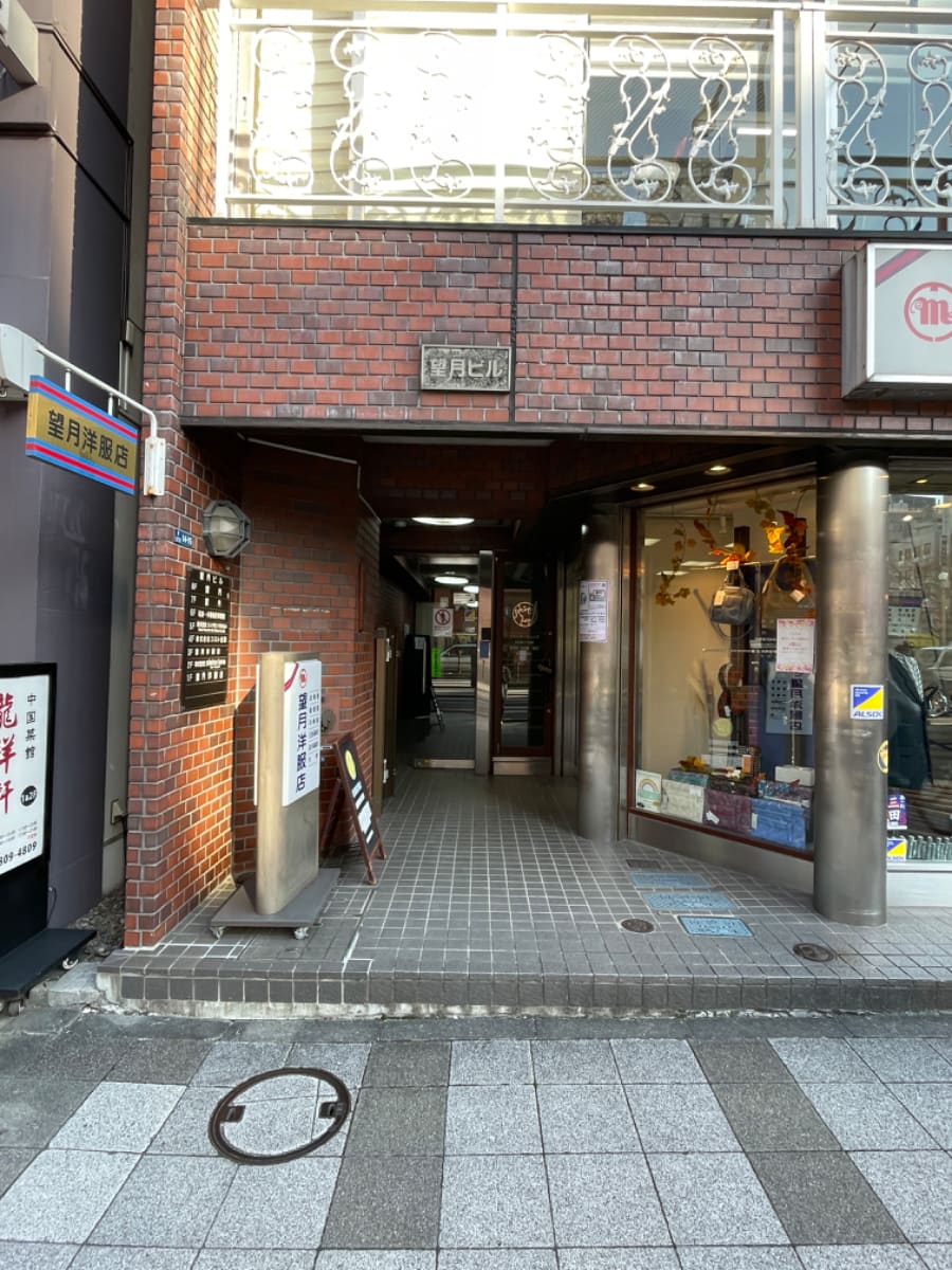 v20250617150704/fresh/building/J00100384892_13