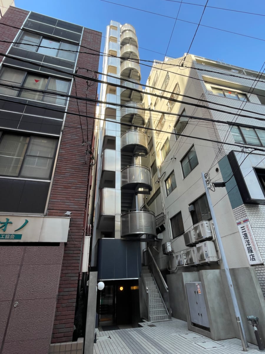 v20250617150704/fresh/building/J00100384903_1