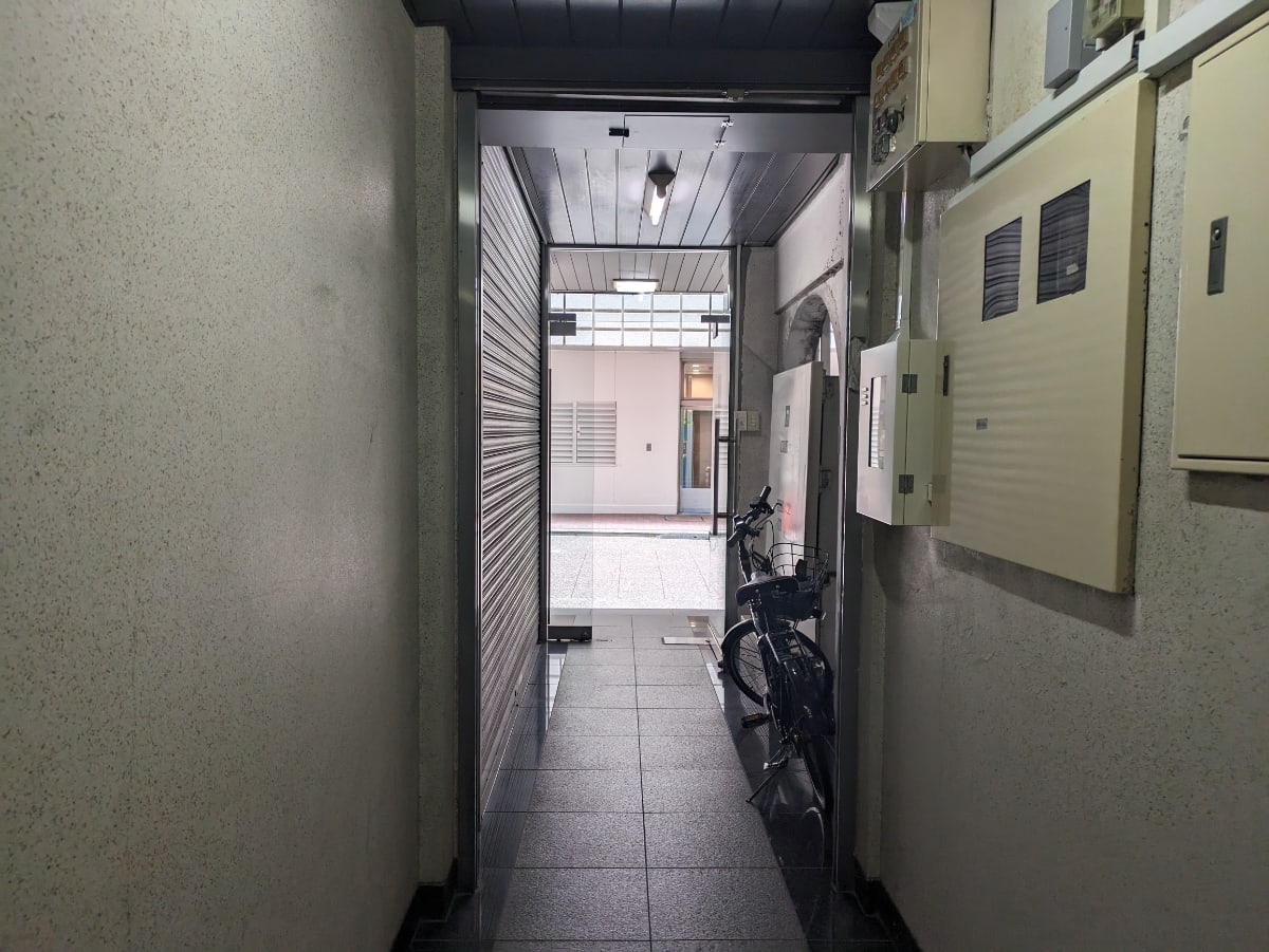 v20250618150706/fresh/building/J00100368478_11