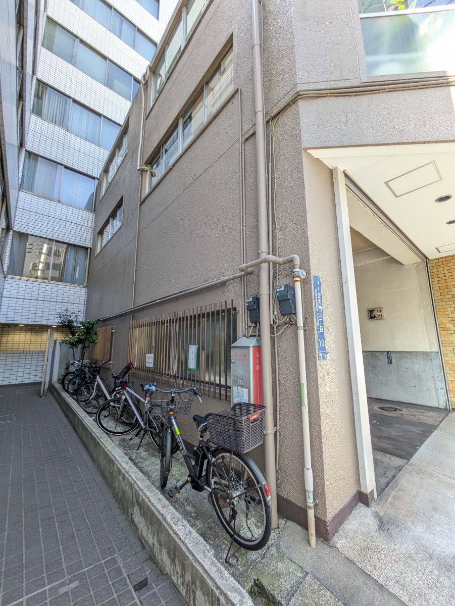 v20250618150706/fresh/building/J00100373815_15