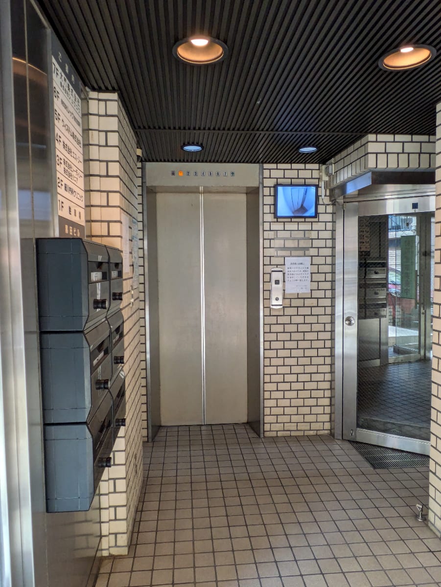v20250618150706/fresh/building/J00100376043_4