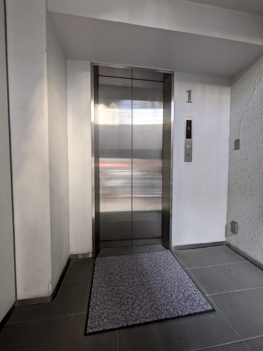 v20250618150706/fresh/building/J00100376475_4