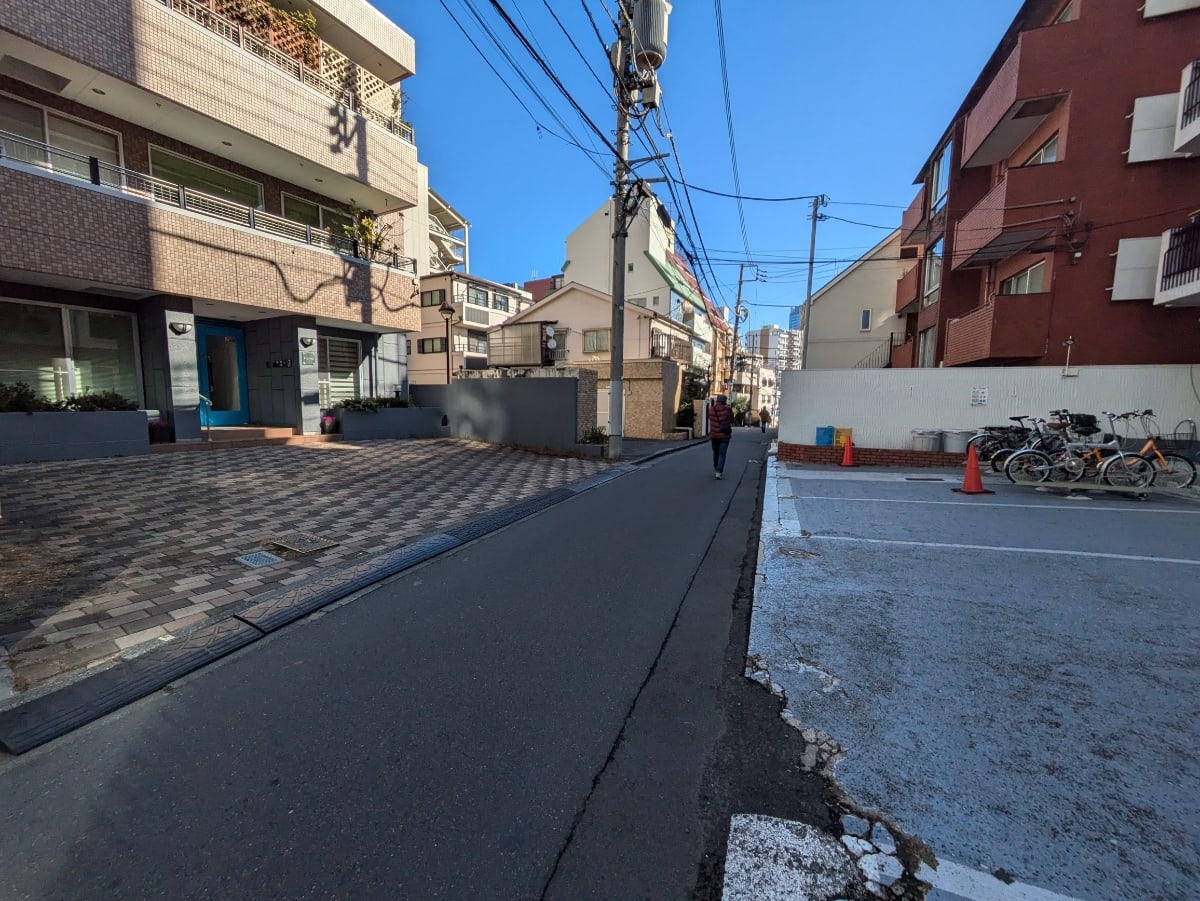 v20250622150557/fresh/building/J00100405868_2