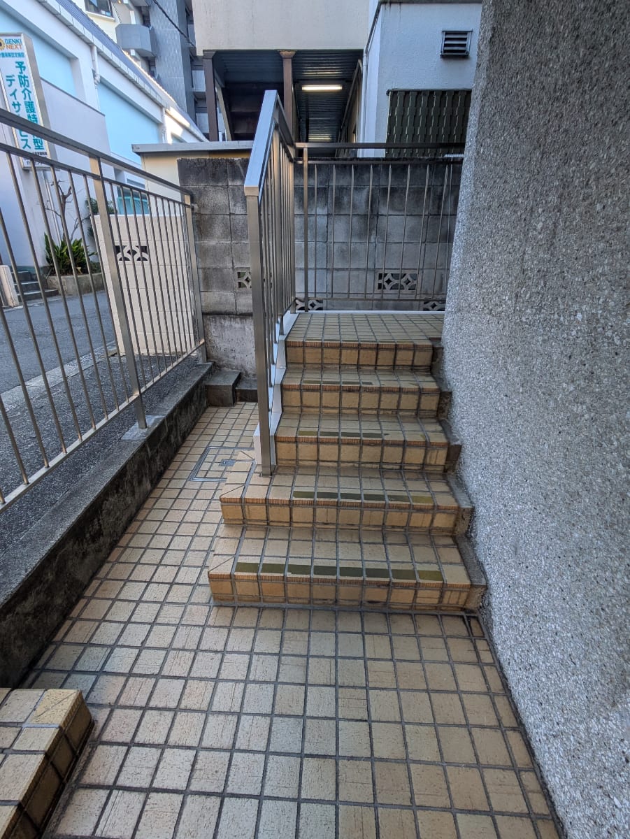 v20250622150557/fresh/building/J00100421809_4