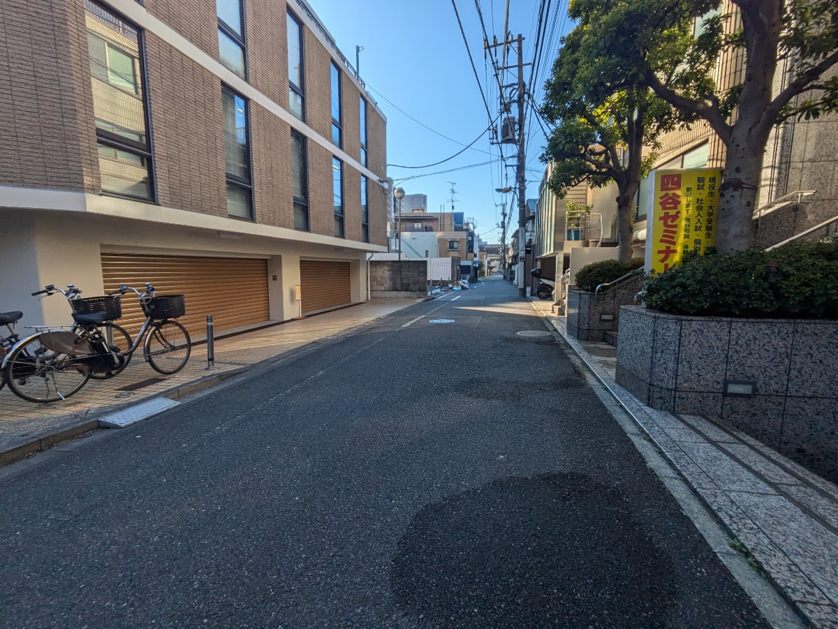 v20250622150557/fresh/building/J00100421809_9