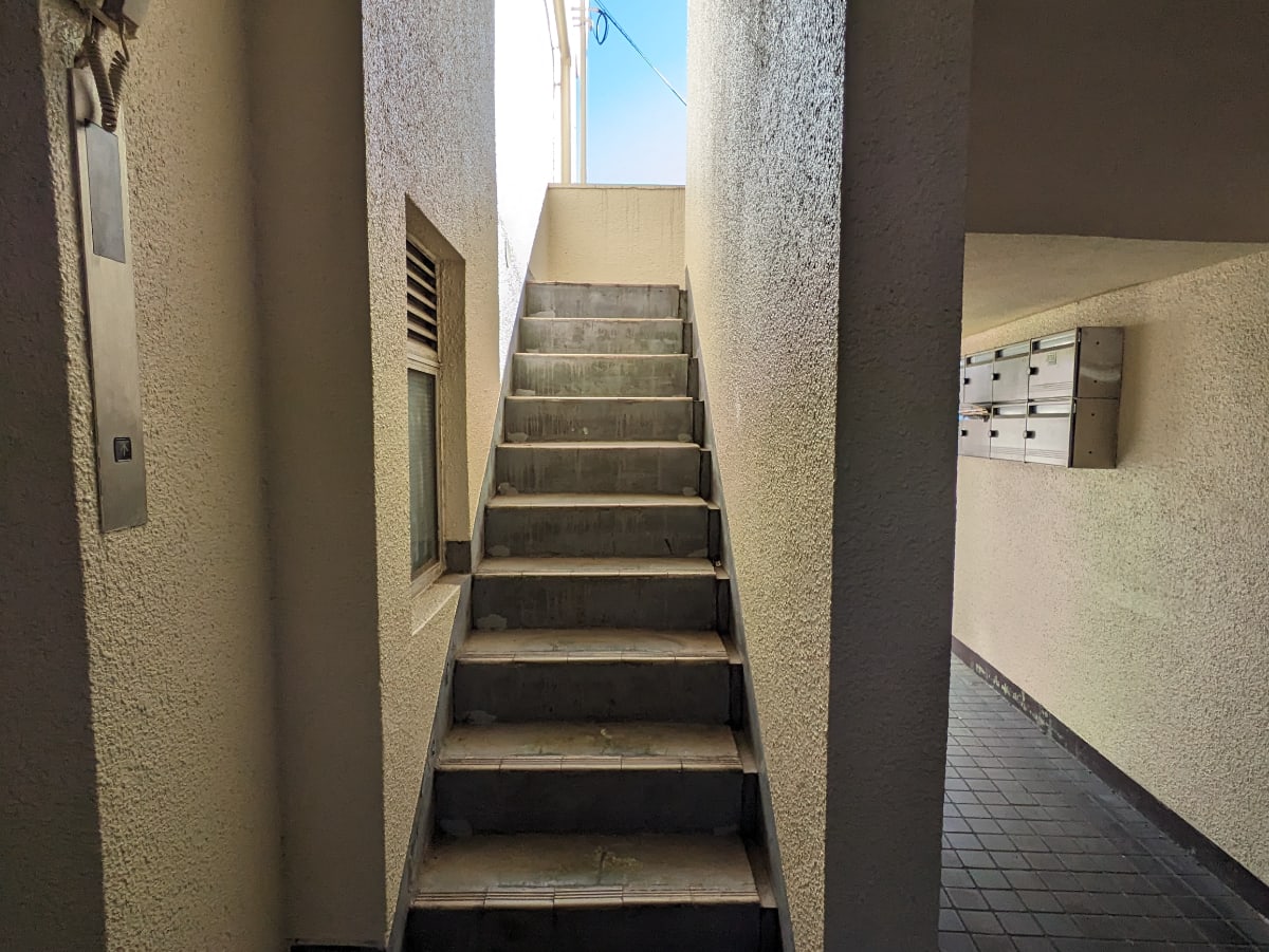 v20250625150905/fresh/building/J00100356540_5