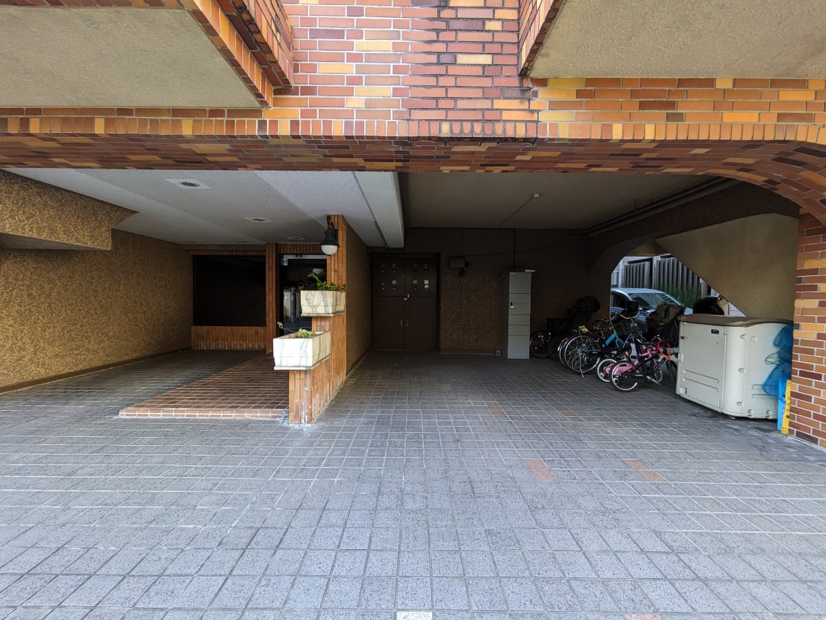 v20250625150905/fresh/building/J00100356557_11