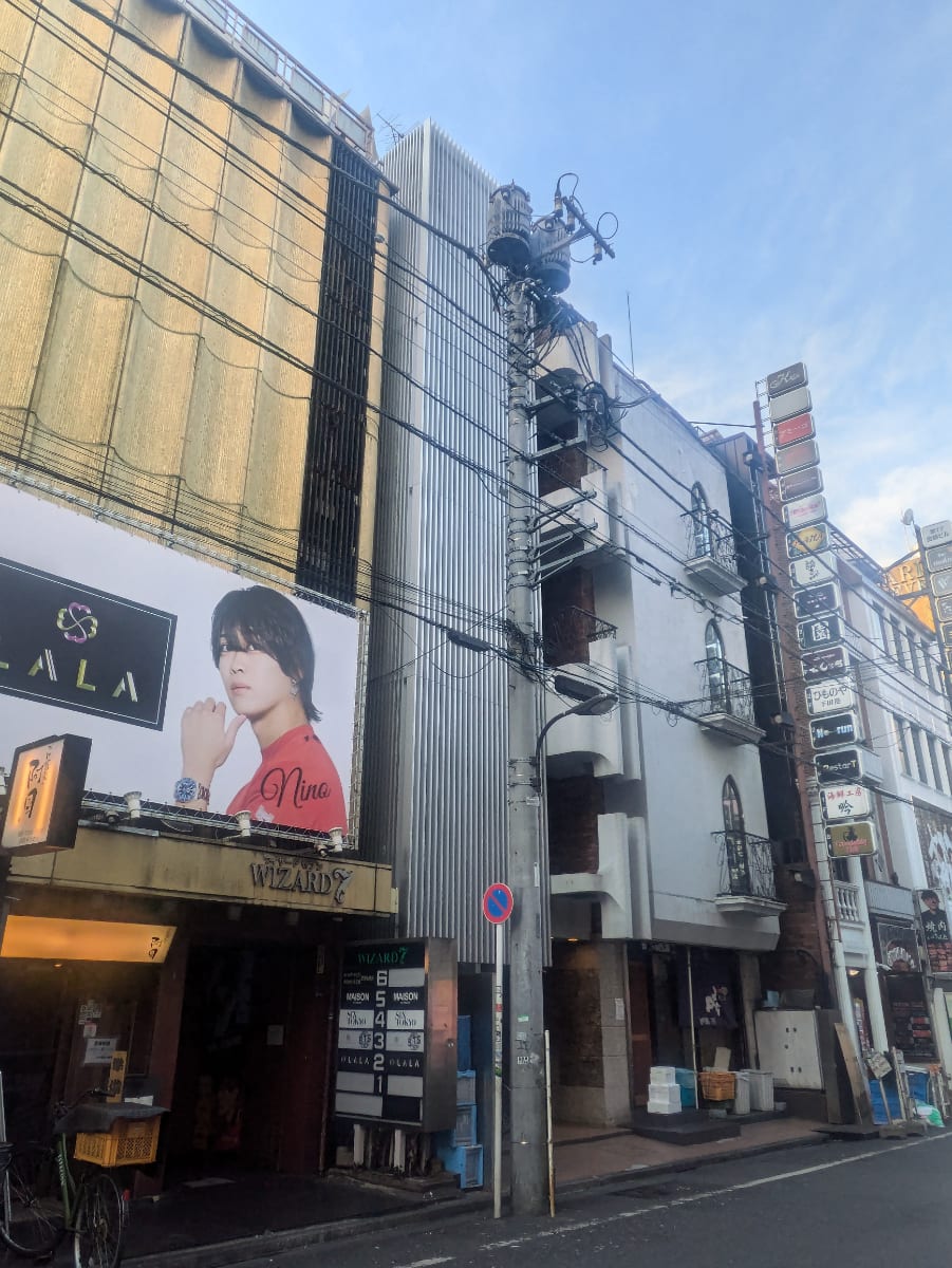 v20250625150905/fresh/building/J00100356954_6