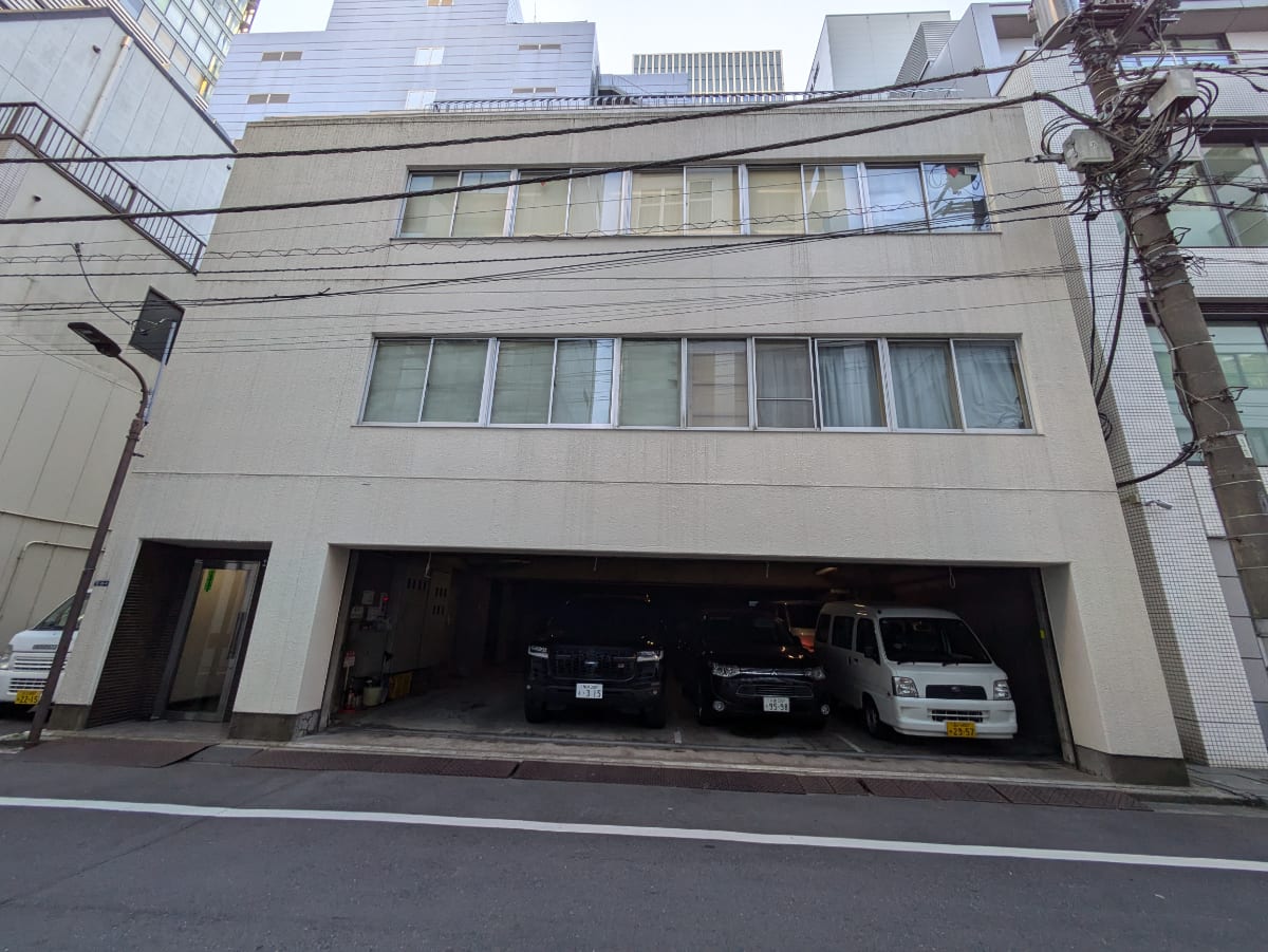 v20250625150905/fresh/building/J00100357102_1