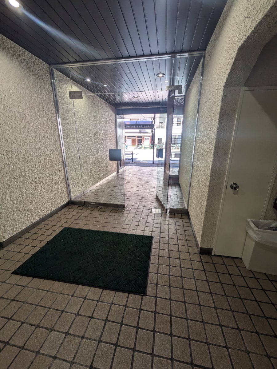v20250625150905/fresh/building/J00100360733_10