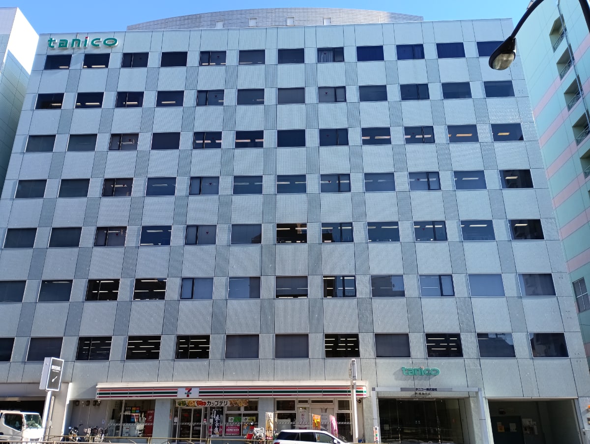 v20250625150905/fresh/building/J00100368236_15